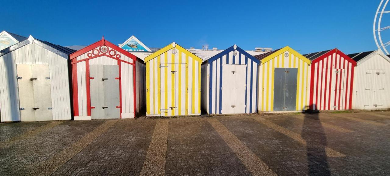 Twin Palms Guesthouse Great Yarmouth Exterior photo